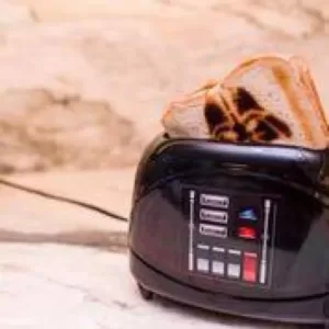 Uncanny Brands Star Wars Empire Collection 2-Slice Darth Vader Toaster