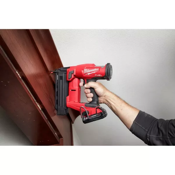 Milwaukee M18 FUEL GEN II 18-Volt 18-Gauge Lithium-Ion Brushless Cordless Brad Nailer Kit with One 2.0 Ah Battery, Charger and Bag
