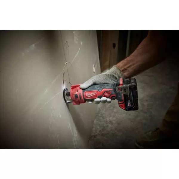 Milwaukee M18 18-Volt Lithium-Ion Cordless Dyrwall Cut Out Tool with M18 Starter Kit with One 5.0Ah Battery and Charger